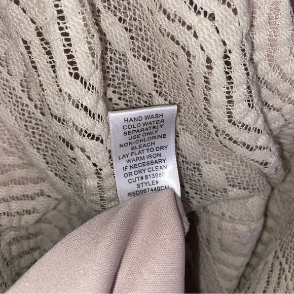 Chris McLaughlin 16W Elegant Sleeveless Lace Dress in Beige - Picture 9 of 10